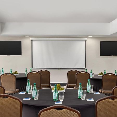Four Points By Sheraton Greensboro Airport Екстер'єр фото