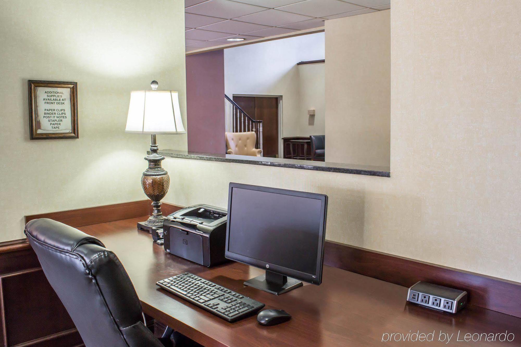 Four Points By Sheraton Greensboro Airport Екстер'єр фото